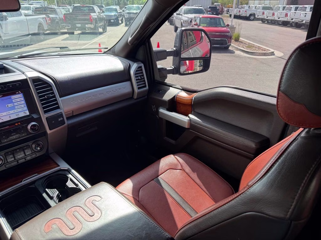 2019 Black Metallic Ford Super Duty F-350 SRW King Ranch 4X4 Truck