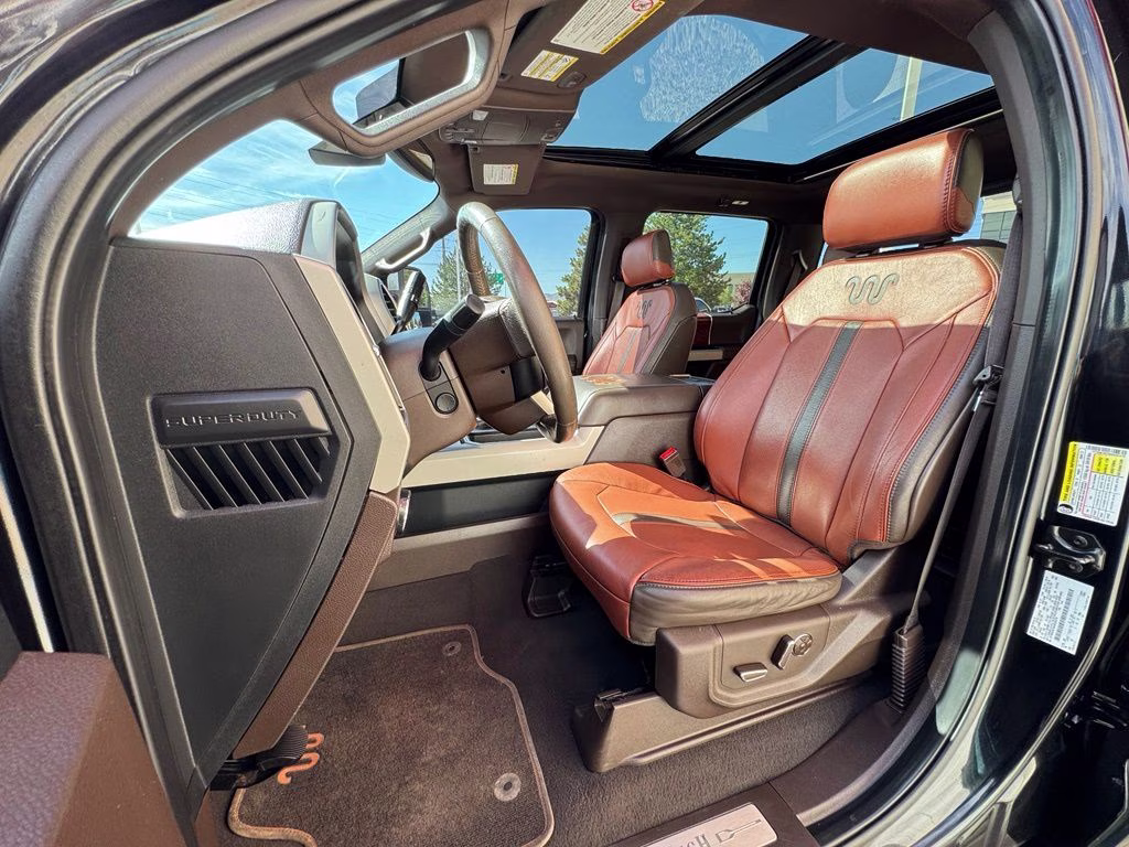 2019 Black Metallic Ford Super Duty F-350 SRW King Ranch 4X4 Truck