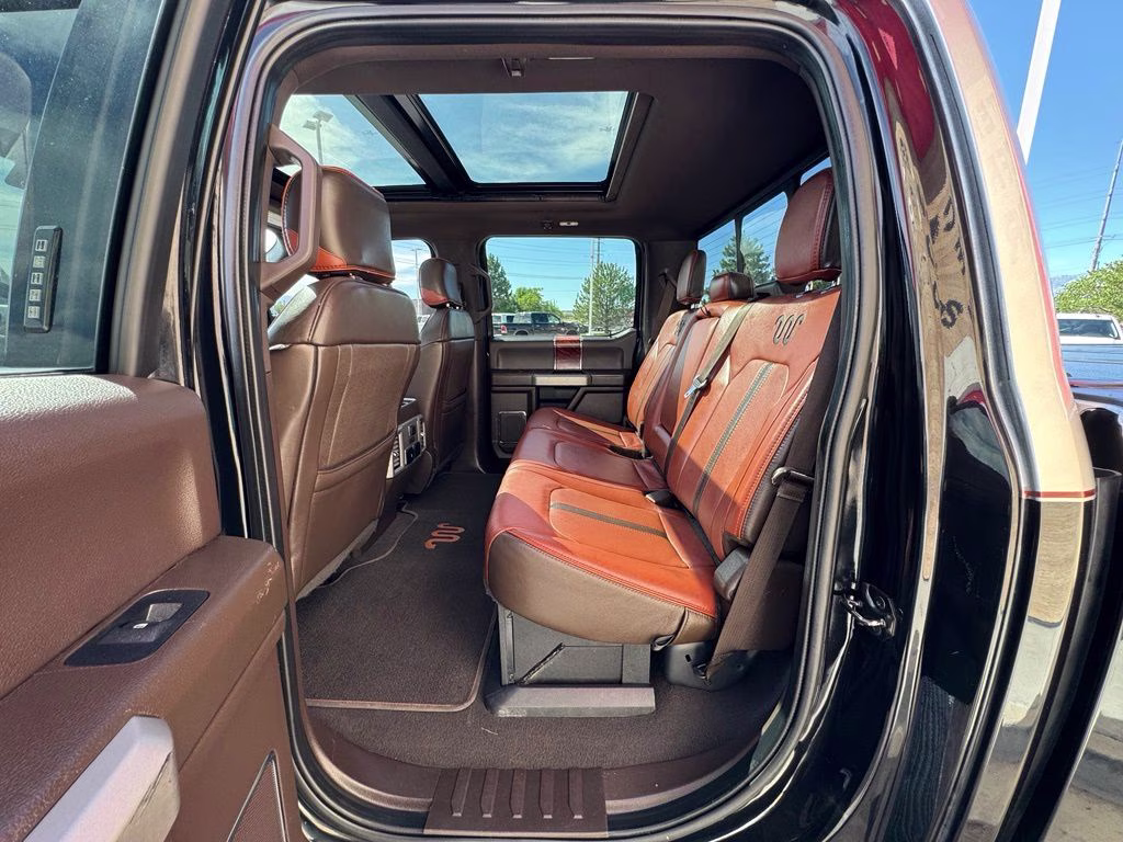 2019 Black Metallic Ford Super Duty F-350 SRW King Ranch 4X4 Truck