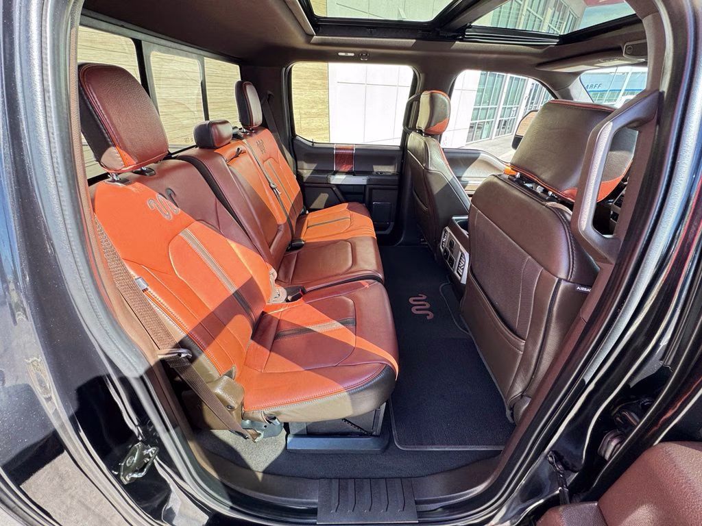 2019 Black Metallic Ford Super Duty F-350 SRW King Ranch 4X4 Truck