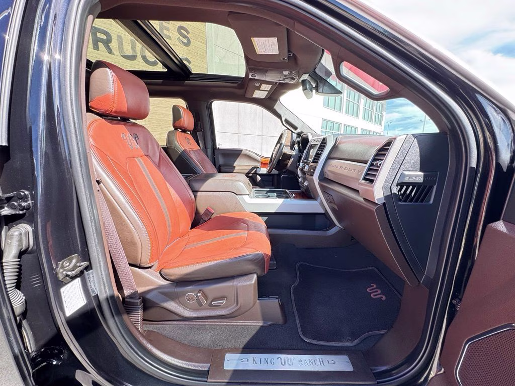 2019 Black Metallic Ford Super Duty F-350 SRW King Ranch 4X4 Truck
