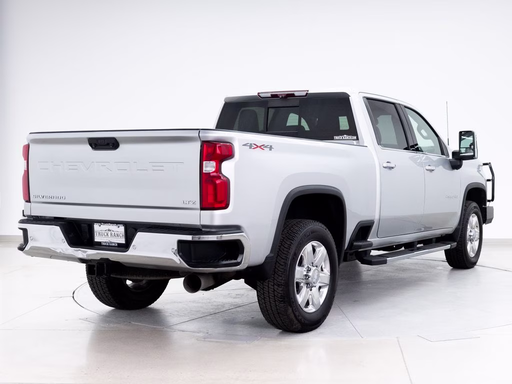 2020 Silver Ice Metallic Chevrolet Silverado 2500HD LTZ 4X4 Truck