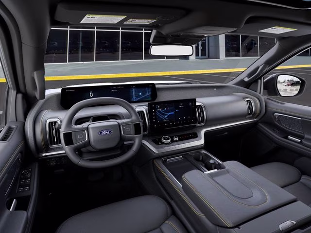 2027 Star White Metallic Tri-Coat Ford Expedition Tremor 4X4 SUV