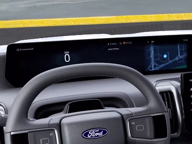 2027 Star White Metallic Tri-Coat Ford Expedition Tremor 4X4 SUV