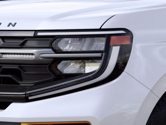 2027 Star White Metallic Tri-Coat Ford Expedition Tremor 4X4 SUV