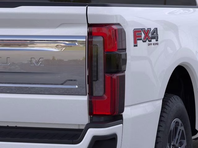 2026 Star White Metallic Tri-Coat Ford Super Duty F-350 SRW XL 4X4 Truck
