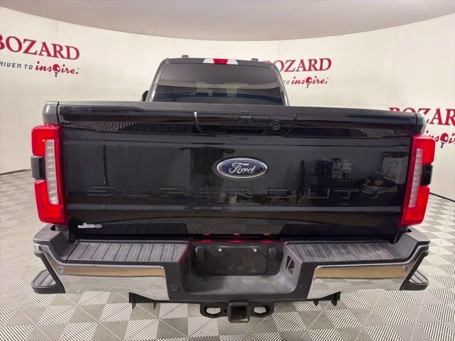 2026 Black Metallic Ford Super Duty F-450 DRW Lariat DRW 4X4 Truck