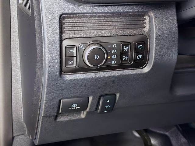 2026 Black Metallic Ford Super Duty F-450 DRW Lariat DRW 4X4 Truck