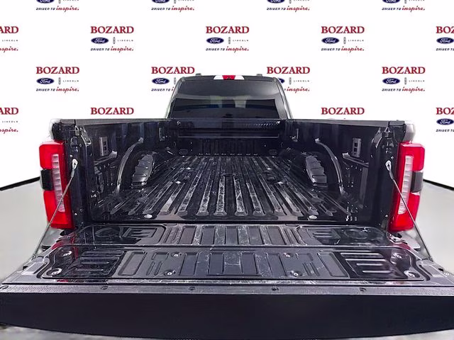 2026 Black Metallic Ford Super Duty F-450 DRW Lariat DRW 4X4 Truck