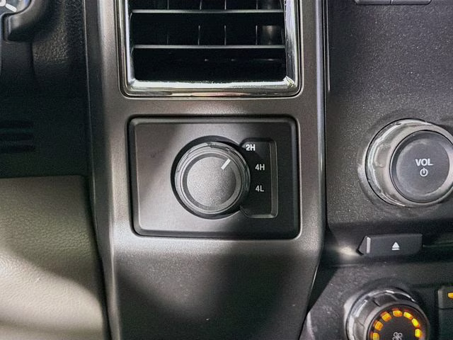 2015 Ingot Silver Ford F-150 XLT 4X4 Truck