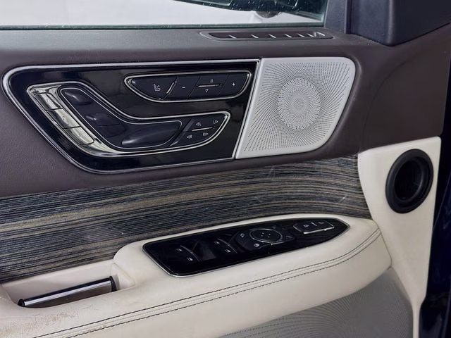 2020 Rhapsody Blue Lincoln Navigator L Black Label 4X4 SUV