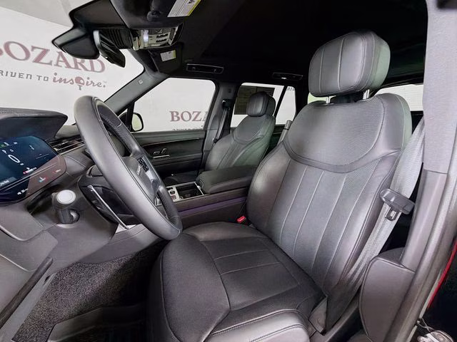 2023 Santorini Black Metallic Land Rover Range Rover SE AWD SUV