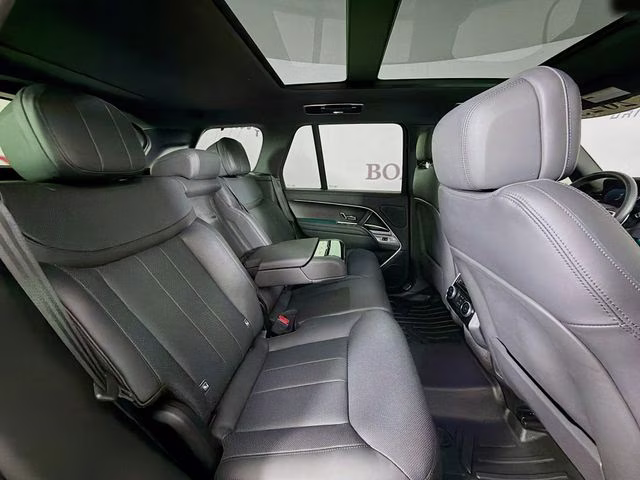 2023 Santorini Black Metallic Land Rover Range Rover SE AWD SUV