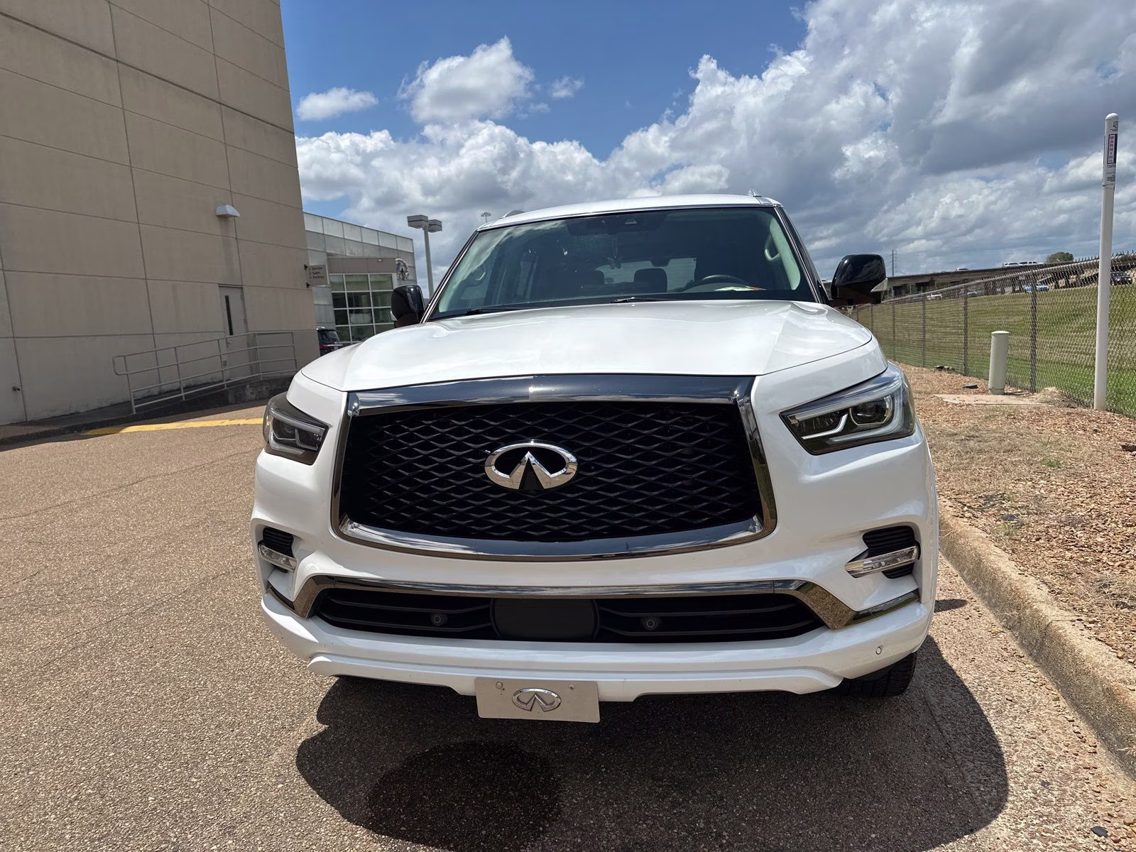 2023 Moonstone White INFINITI QX80 Premium Select RWD SUV