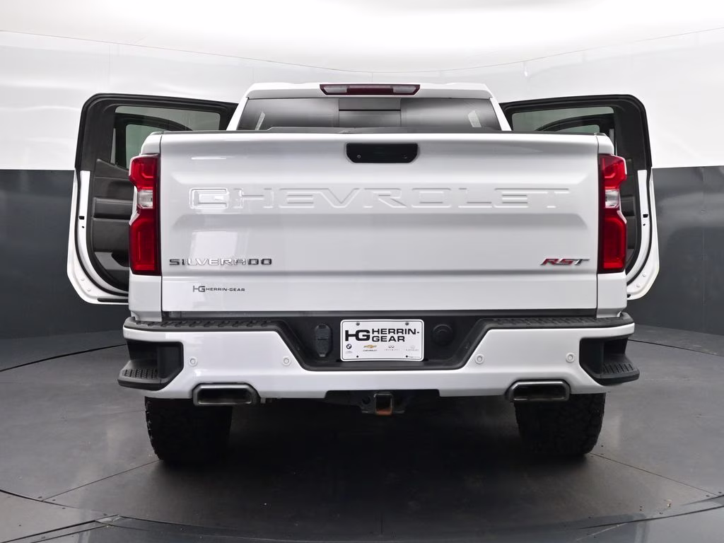 2022 Summit White Chevrolet Silverado 1500 LTD RST 4X4 Truck