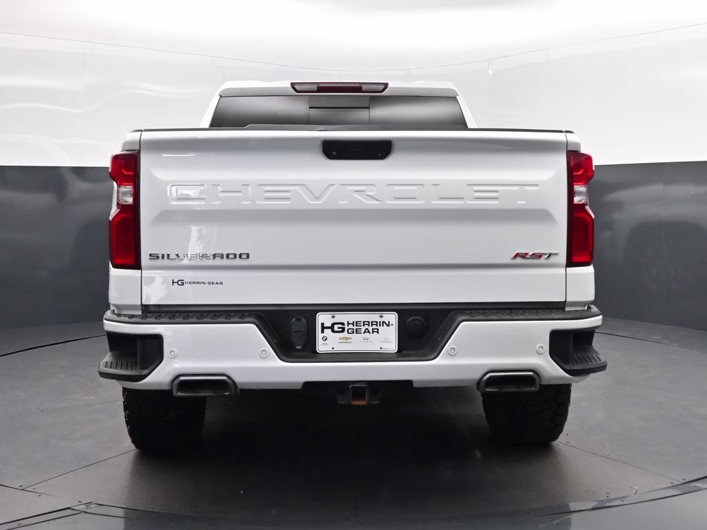 2022 Summit White Chevrolet Silverado 1500 LTD RST 4X4 Truck