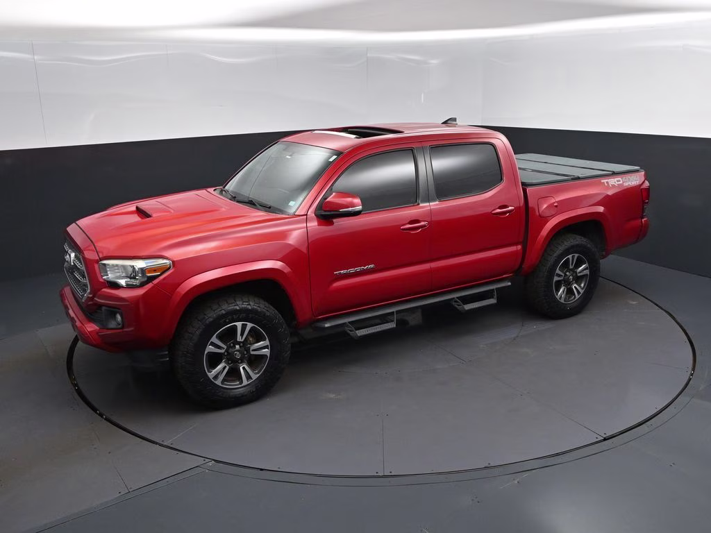 2017 Barcelona Red Metallic Toyota Tacoma TRD Sport 4X4 Truck