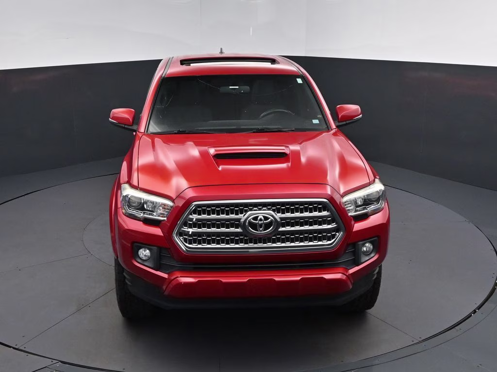 2017 Barcelona Red Metallic Toyota Tacoma TRD Sport 4X4 Truck