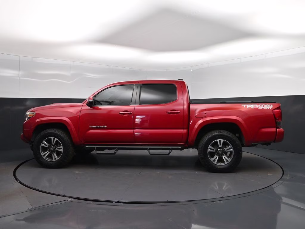 2017 Barcelona Red Metallic Toyota Tacoma TRD Sport 4X4 Truck