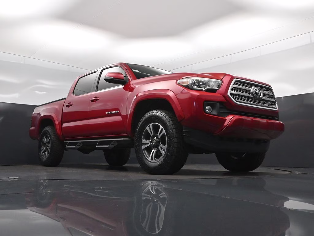 2017 Barcelona Red Metallic Toyota Tacoma TRD Sport 4X4 Truck