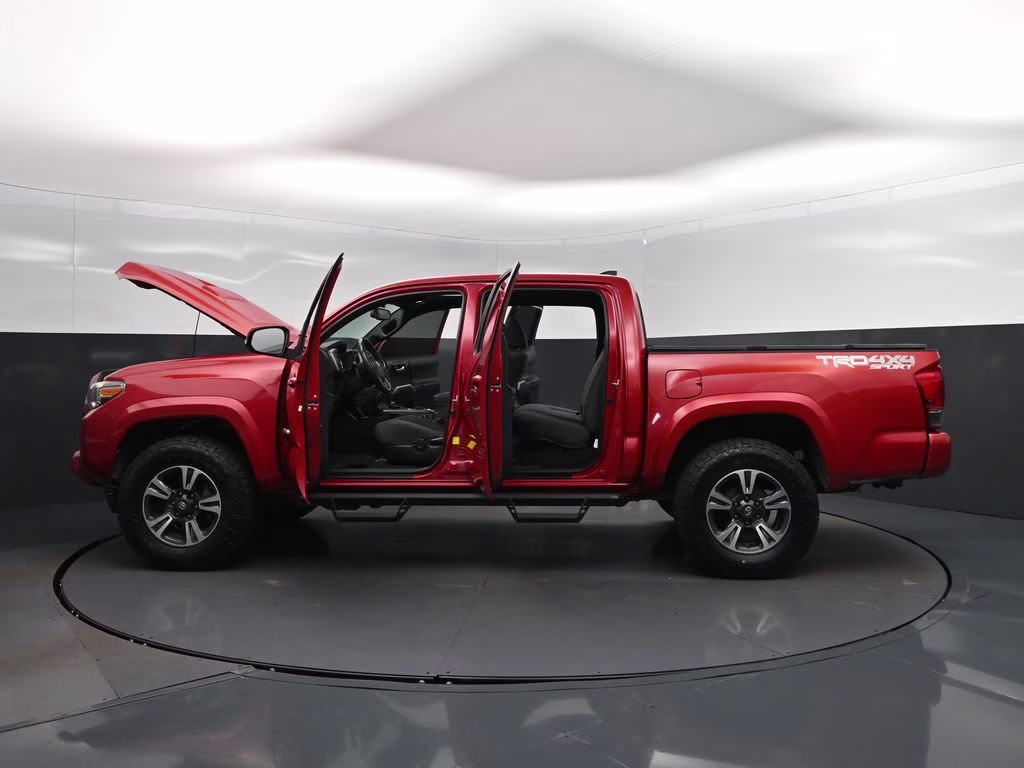2017 Barcelona Red Metallic Toyota Tacoma TRD Sport 4X4 Truck