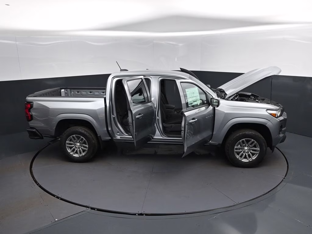 2026 Sterling Gray Metallic Chevrolet Colorado LT RWD Truck