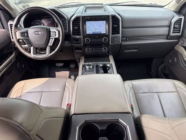 2021 White Metallic Ford Expedition Max XLT RWD SUV