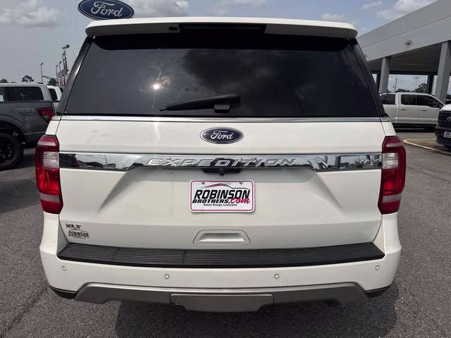 2021 White Metallic Ford Expedition Max XLT RWD SUV