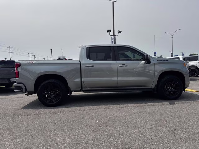 2024 Sterling Gray Metallic Chevrolet Silverado 1500 RST 4X4 Truck