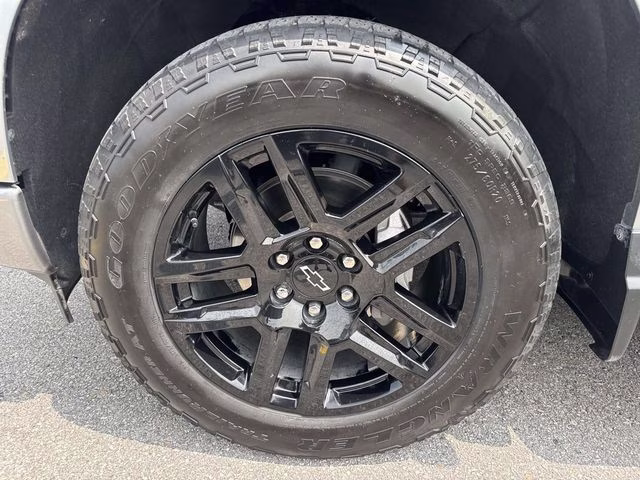 2024 Sterling Gray Metallic Chevrolet Silverado 1500 RST 4X4 Truck