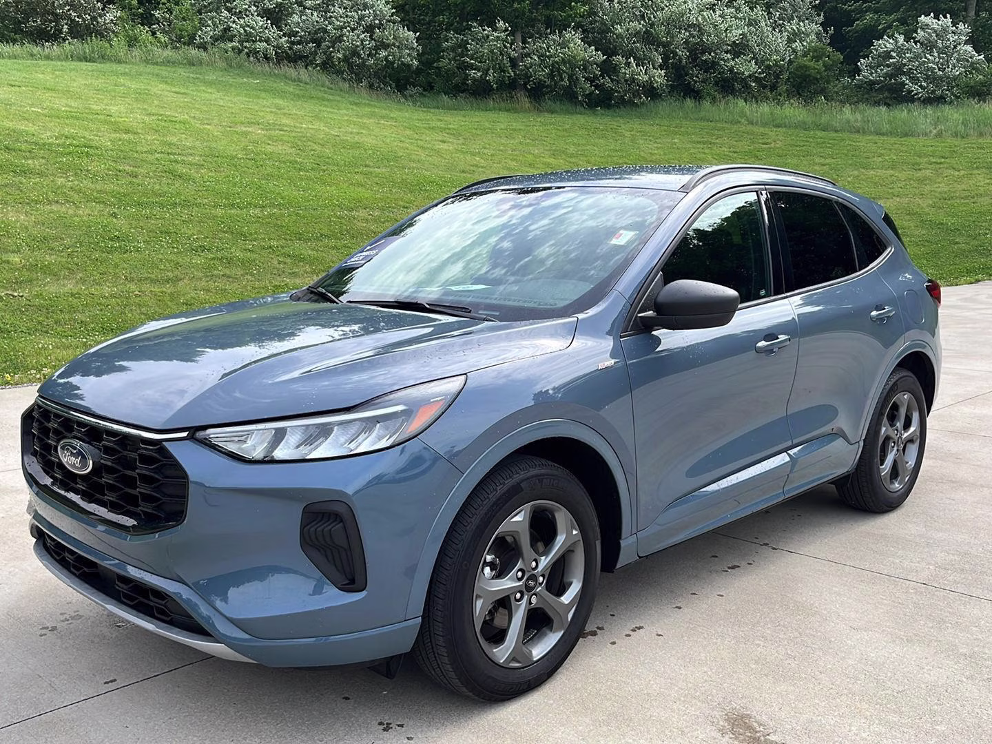 2024 Ford Escape ST-Line AWD's photo