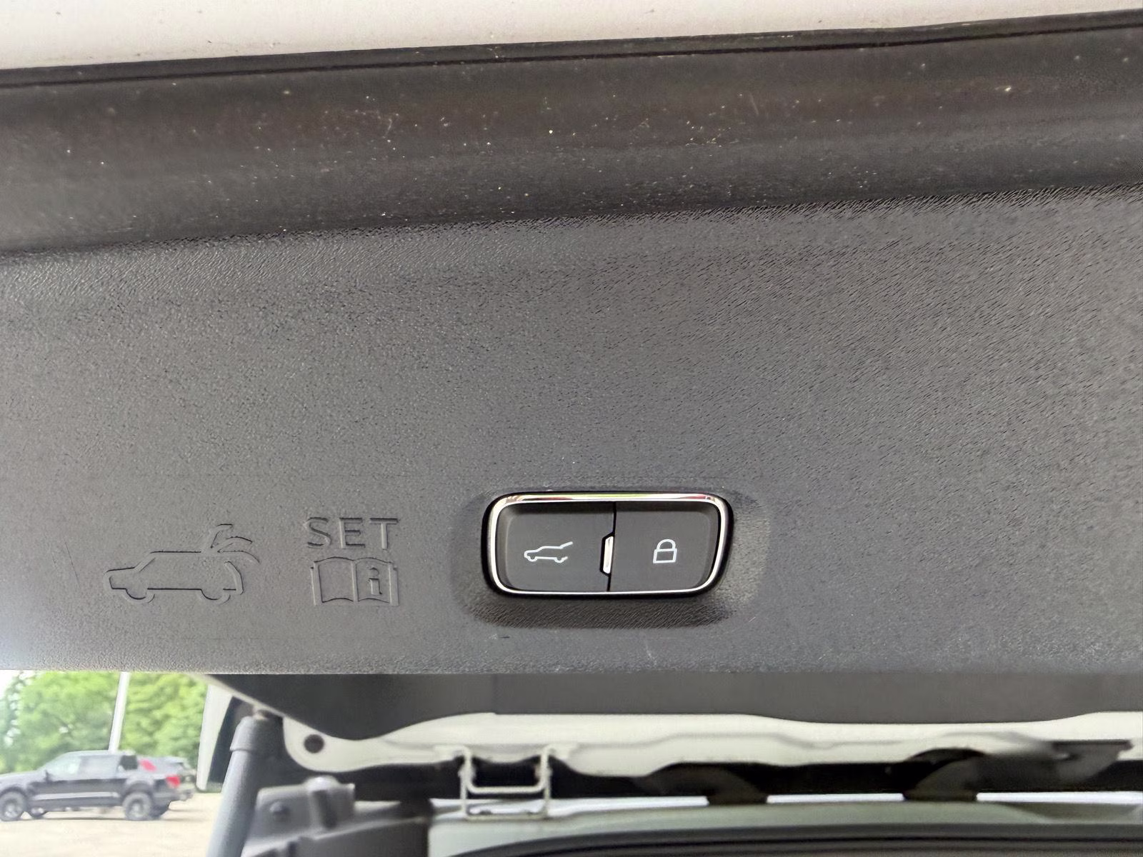 2025 Space Silver Ford Expedition Active 4X4 SUV