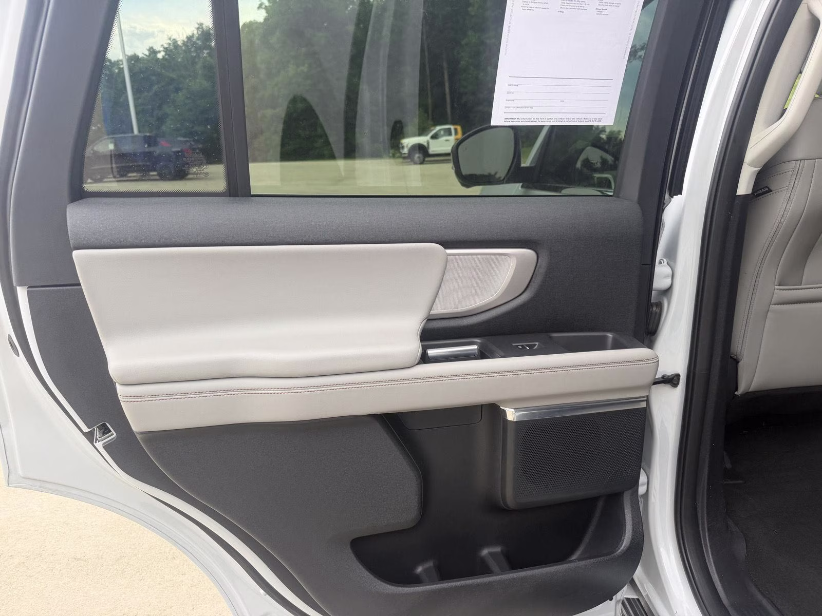 2025 Space Silver Ford Expedition Active 4X4 SUV