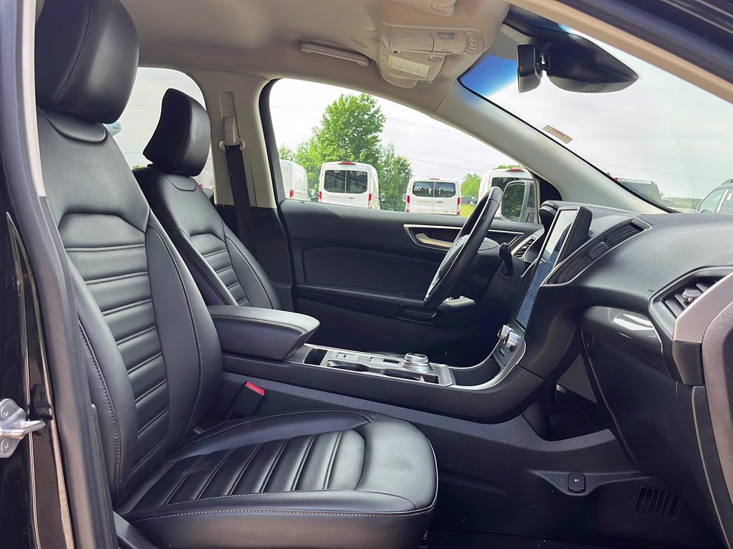 2023 Agate Black Ford Edge SEL AWD SUV