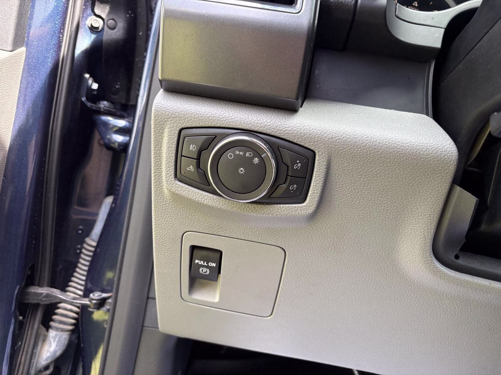 2018 Blue Jeans Ford F-150 XLT 4X4 Truck