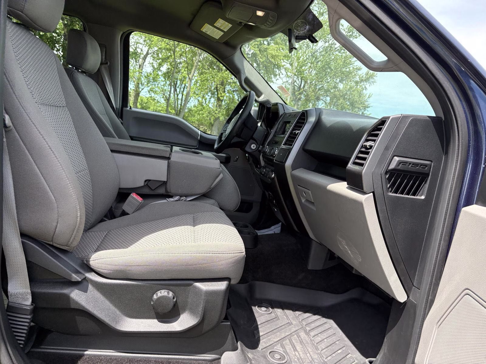 2018 Blue Jeans Ford F-150 XLT 4X4 Truck