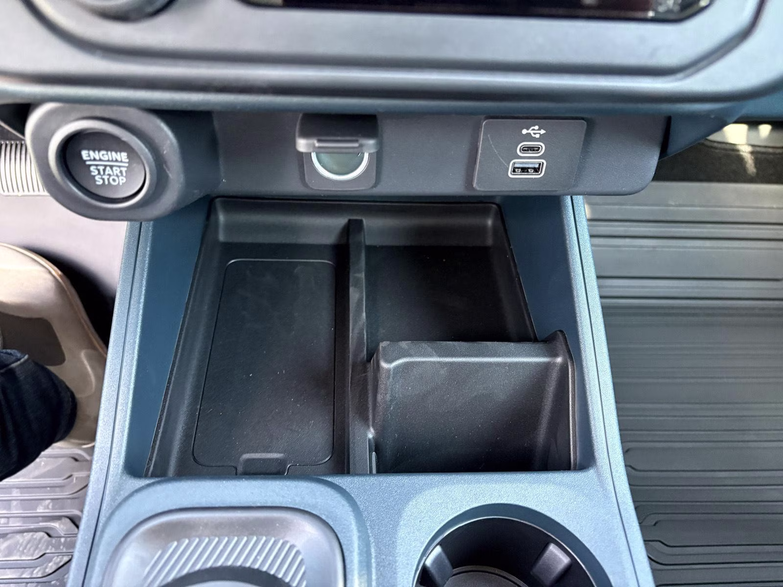 2026 Light Blue Ford Maverick XLT AWD Truck