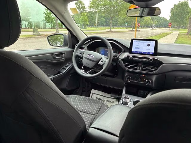 2023 Silver Metallic Ford Escape Active FWD SUV