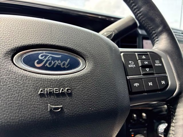 2024 Blue Metallic Ford Super Duty F-250 SRW Lariat 4X4 Truck