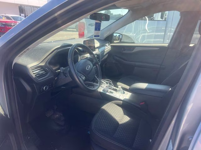 2023 Silver Metallic Ford Escape Active FWD SUV