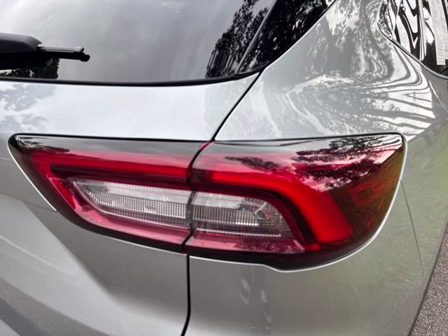 2023 Silver Metallic Ford Escape Active FWD SUV