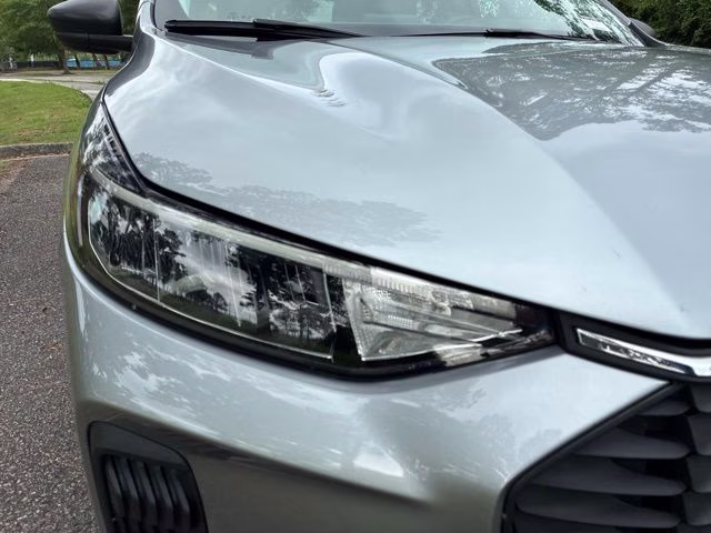 2023 Silver Metallic Ford Escape Active FWD SUV