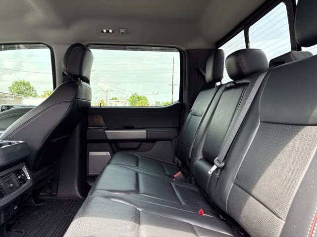 2024 Blue Metallic Ford Super Duty F-250 SRW Lariat 4X4 Truck