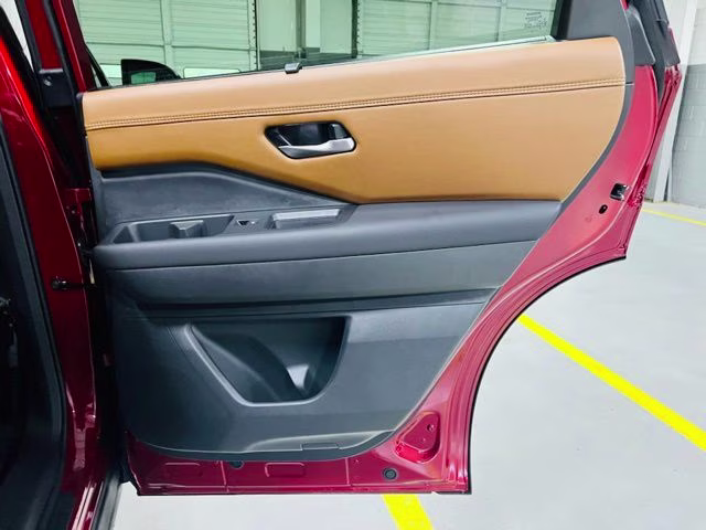 2026 Scarlet Ember/Super Black Nissan Pathfinder Platinum FWD SUV