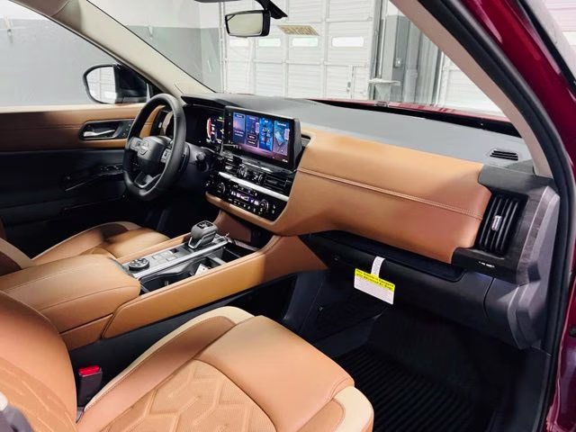 2026 Scarlet Ember/Super Black Nissan Pathfinder Platinum FWD SUV