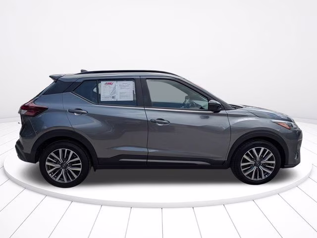 2024 Gun Metallic Nissan Kicks SR FWD SUV