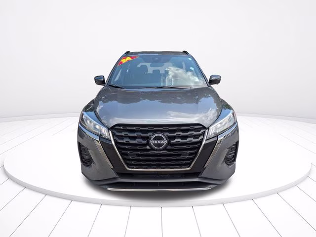 2024 Gun Metallic Nissan Kicks SR FWD SUV