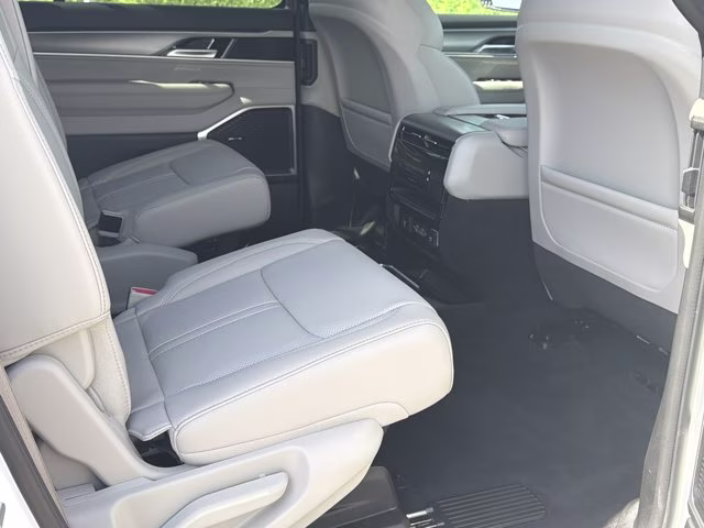 2026 Bright White Clearcoat Jeep Grand Wagoneer RWD SUV