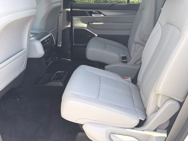 2026 Bright White Clearcoat Jeep Grand Wagoneer RWD SUV
