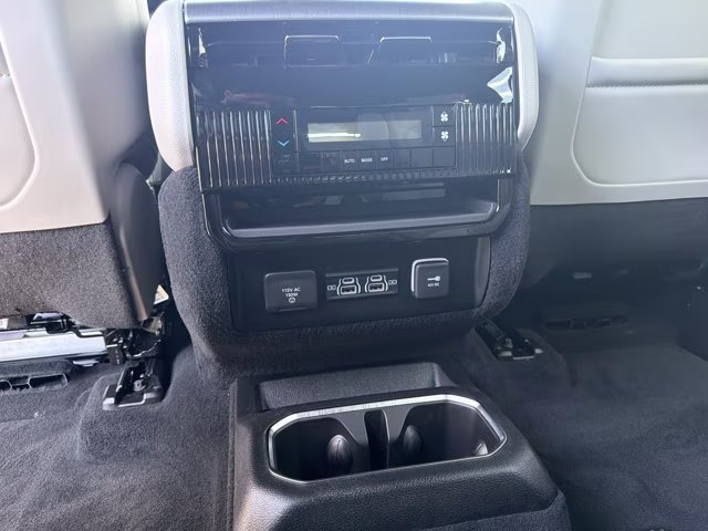 2026 Bright White Clearcoat Jeep Grand Wagoneer RWD SUV